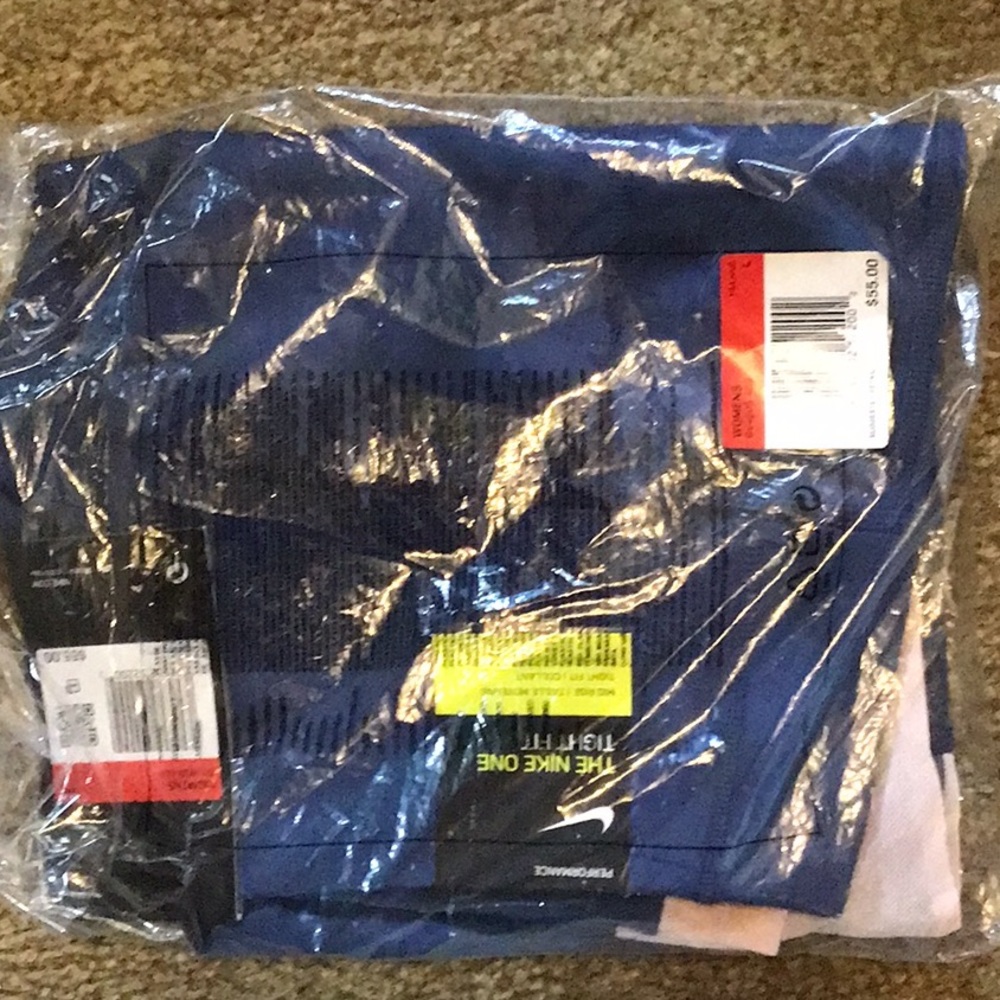 NIKE Tight Fit Blue Nike leggings {Size X-Large) - Picture 3 of 3